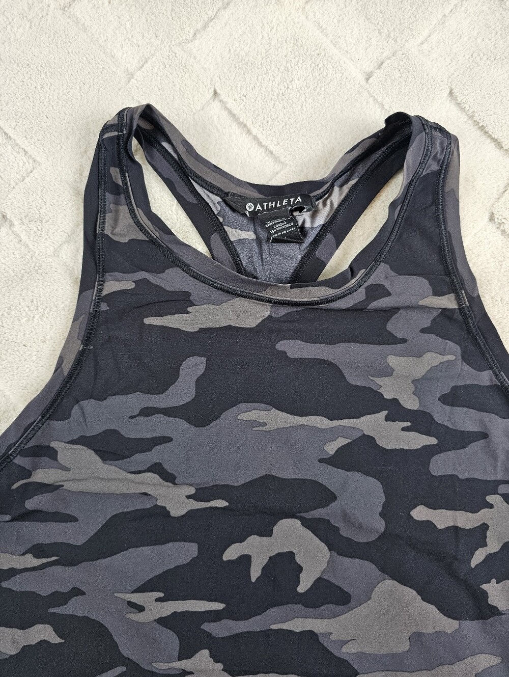 Athleta Camo Racerback Tank Top Womens Small Gym Yoga Run Wear - Picture 2 of 9